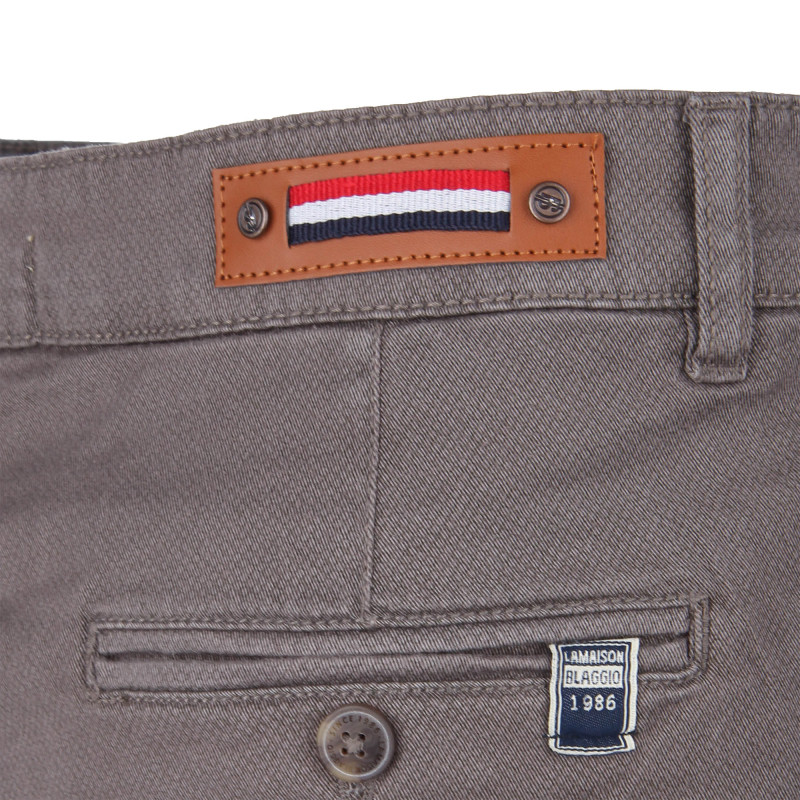 Bermuda chino coton stretch armuré Varen Homme BLAGGIO marque pas cher prix dégriffés destockage Bermuda chino coton stretch armuré Varen Homme BLAGGIO marque pas cher prix dégriffés destockage