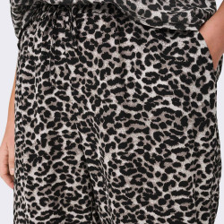 Pantalon slim léopard taille élastique cordon Femme ONLY CARMAKOMA marque pas cher prix dégriffés destockage Pantalon slim léopard taille élastique cordon Femme ONLY CARMAKOMA marque pas cher prix dégriffés destockage