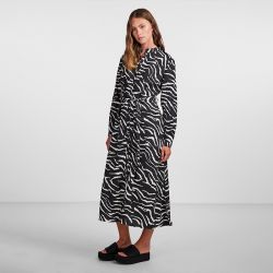 Robe manche 3/4 pcasti noir 17144211 3924 Femme PIECES