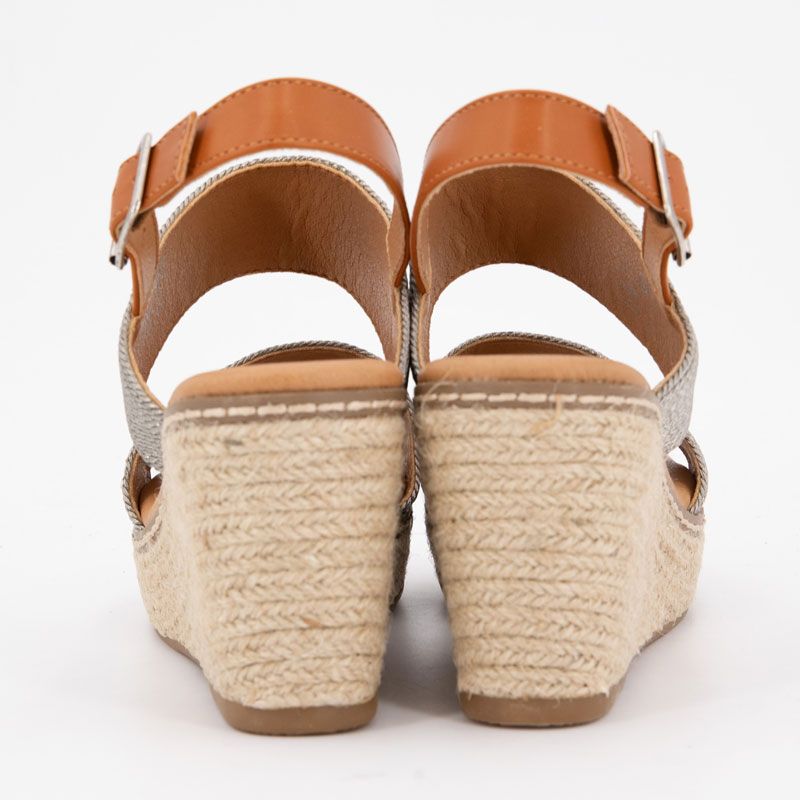 Mule gold spritz 03t71749w t36/41 Femme DEELUXE 74 Mule gold spritz 03t71749w t36/41 Femme DEELUXE 74