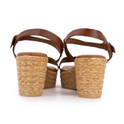 Sandales vaq. avellana 64504 t36/41 Femme CARLA TORTOSA Sandales vaq. avellana 64504 t36/41 Femme CARLA TORTOSA