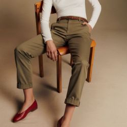 Pantalon chino sax coupe carotte avec ceinture tressée Femme ONLY