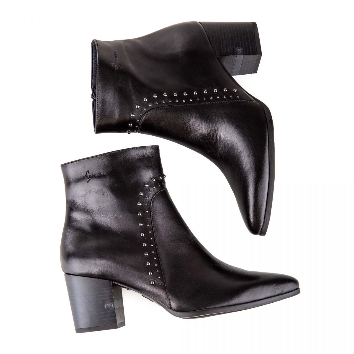 bottines noires pointues