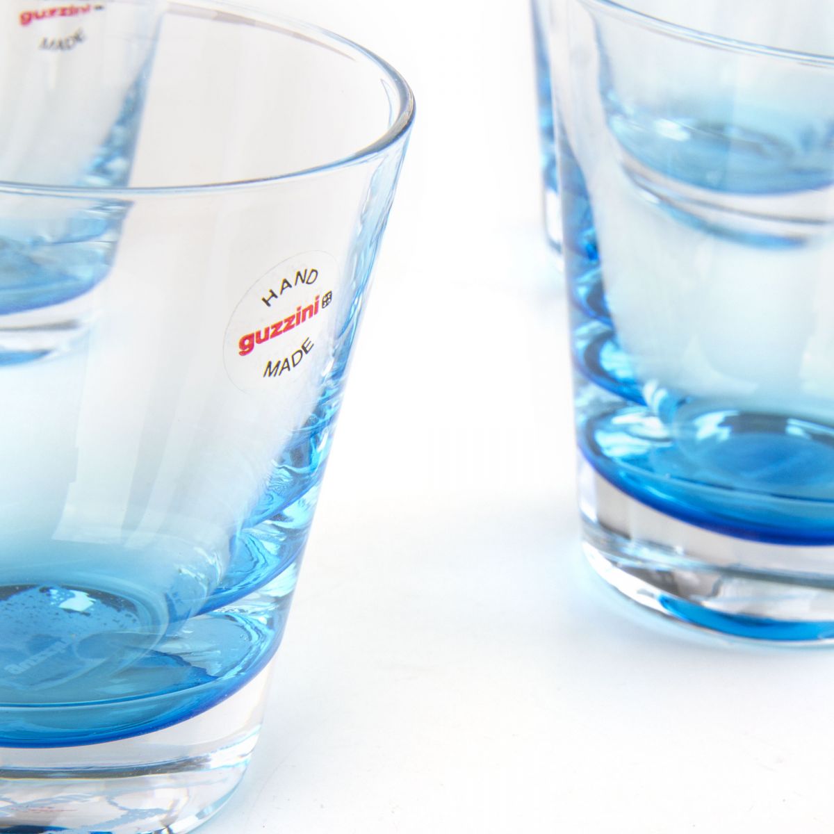 Lot de 6 verres   eau  bicolores GUZZINI  prix d griff 